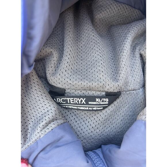 Women's Arc'teryx Proton FL Insulated Hoodie Color: NIGHTSHADOW Size: XL - Picture 2 of 6